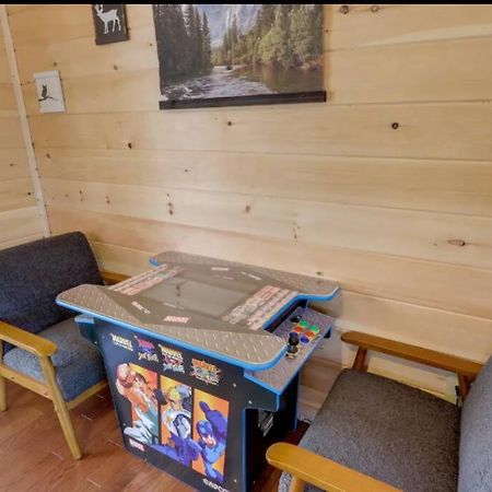 New Serene, Fun & Comfy Cabin- Covered Deck, Grill, Arcade Murphy Extérieur photo