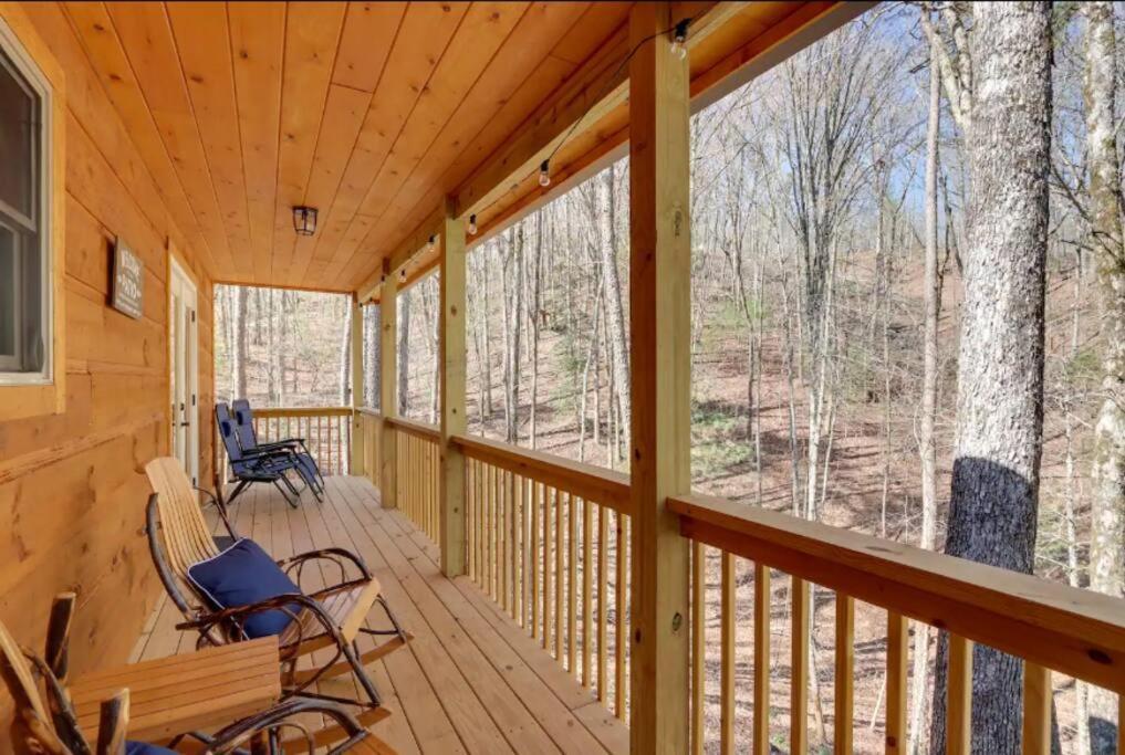 New Serene, Fun & Comfy Cabin- Covered Deck, Grill, Arcade Murphy Extérieur photo
