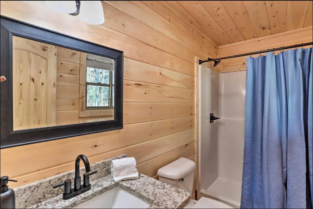 New Serene, Fun & Comfy Cabin- Covered Deck, Grill, Arcade Murphy Extérieur photo